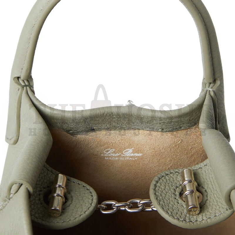 L0r0 P1ana MICRO BALE BAG FAN4647 (23*16*14cm) Master Quality